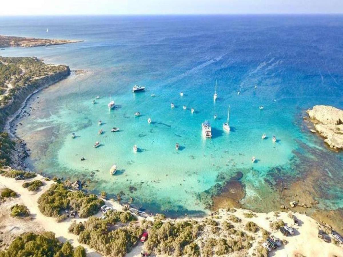 Villa Aqua Sunrise 1Km From Beach With Sea Views Coral Bay Exterior foto