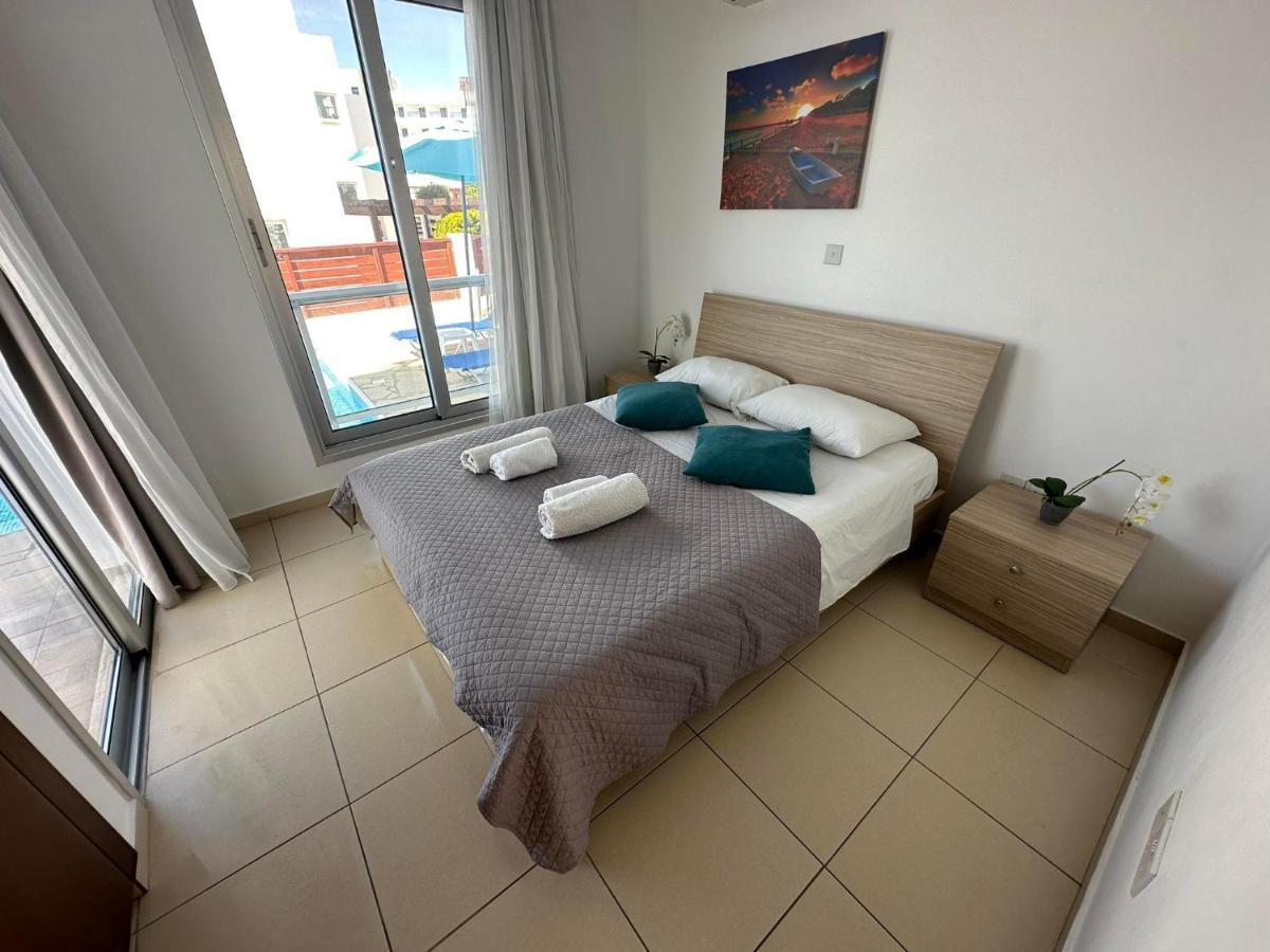 Villa Aqua Sunrise 1Km From Beach With Sea Views Coral Bay Exterior foto
